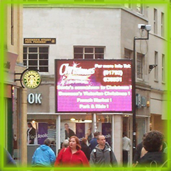 P6 Outdoor Digital Mobile Trailer LED Advertising Sign Display Screen met SDK-functie voor retailers en OEM-agentschappen 6