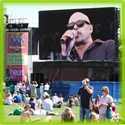 P6 Outdoor Digital Mobile Trailer LED Advertising Sign Display Screen met SDK-functie voor retailers en OEM-agentschappen 9